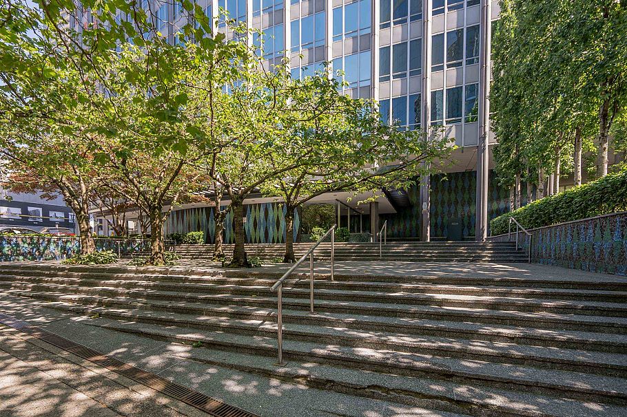 902 989 Nelson Street Vancouver, BC - 2