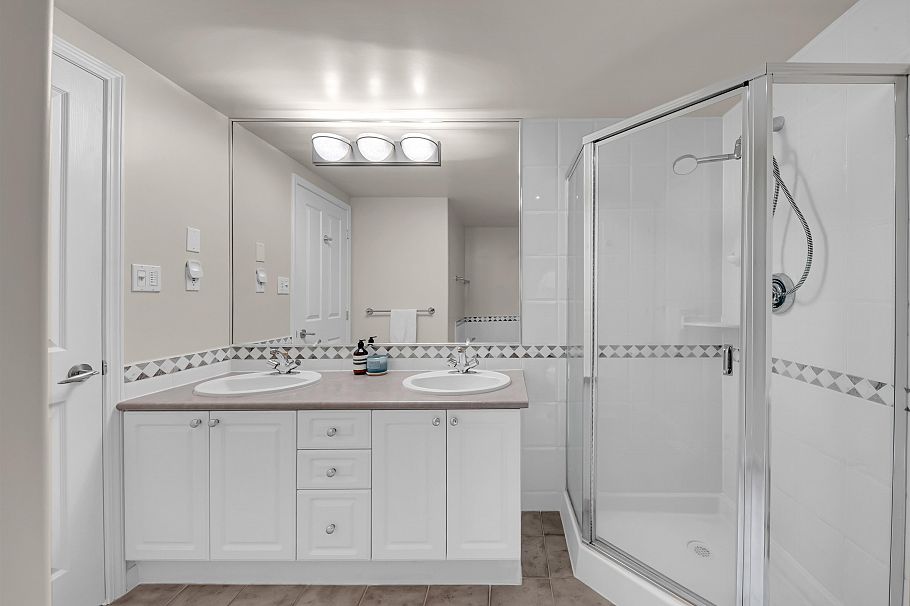 55 1550 Larkhall Crescent North Vancouver, BC - 16