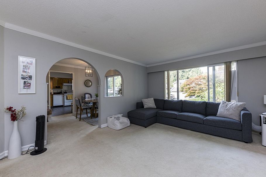3466 Upton Road North Vancouver, BC - 14