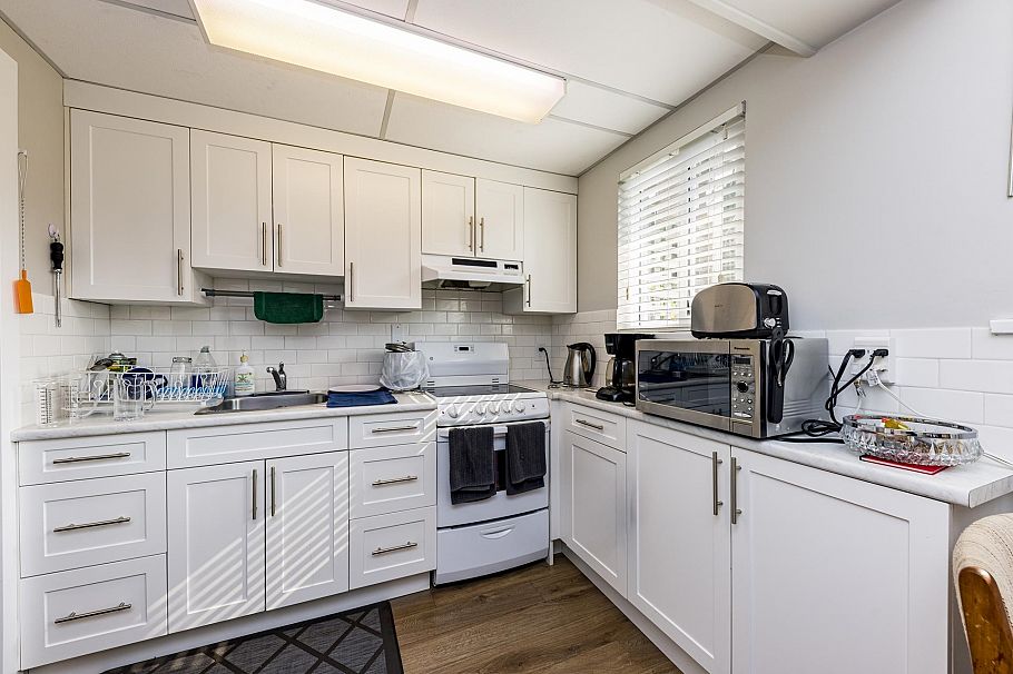 3466 Upton Road North Vancouver, BC - 5
