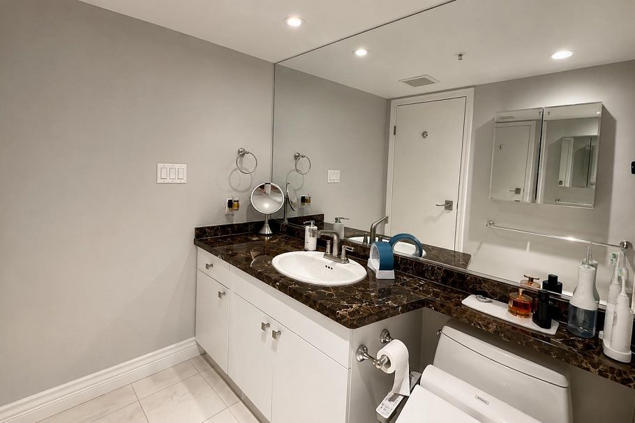 608 1228 Marinaside Crescent Street Vancouver, BC - 26