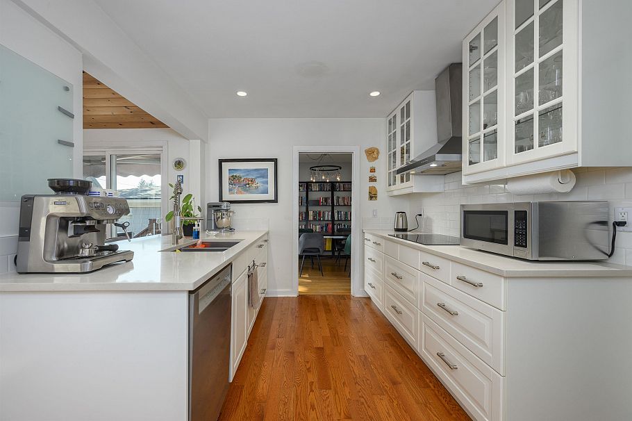 3342 Fromme Road North Vancouver, BC - 5