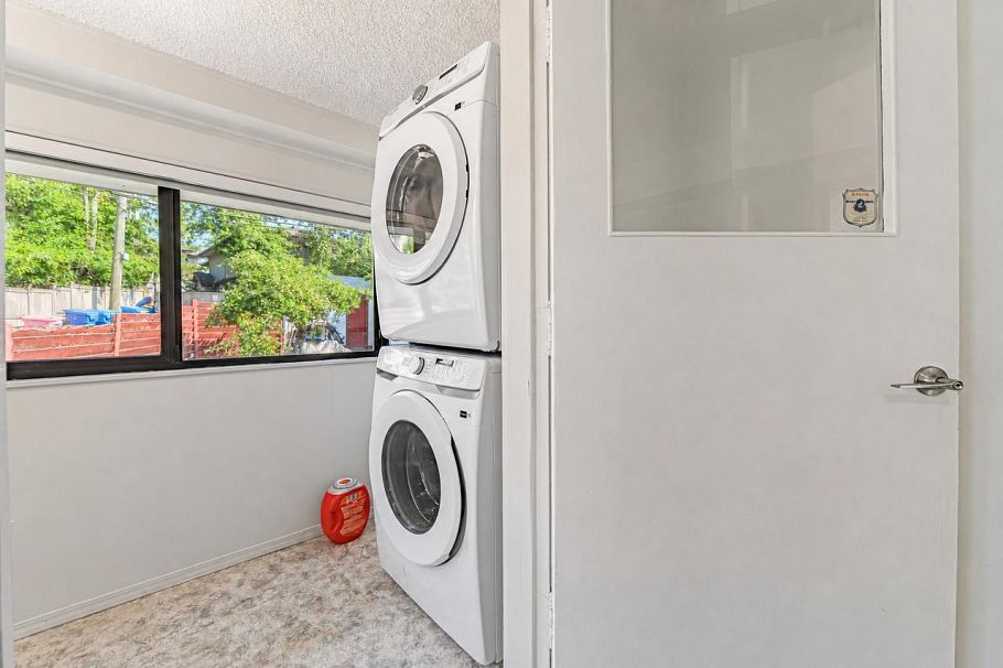 3008 Garden Drive Vancouver, BC - 25