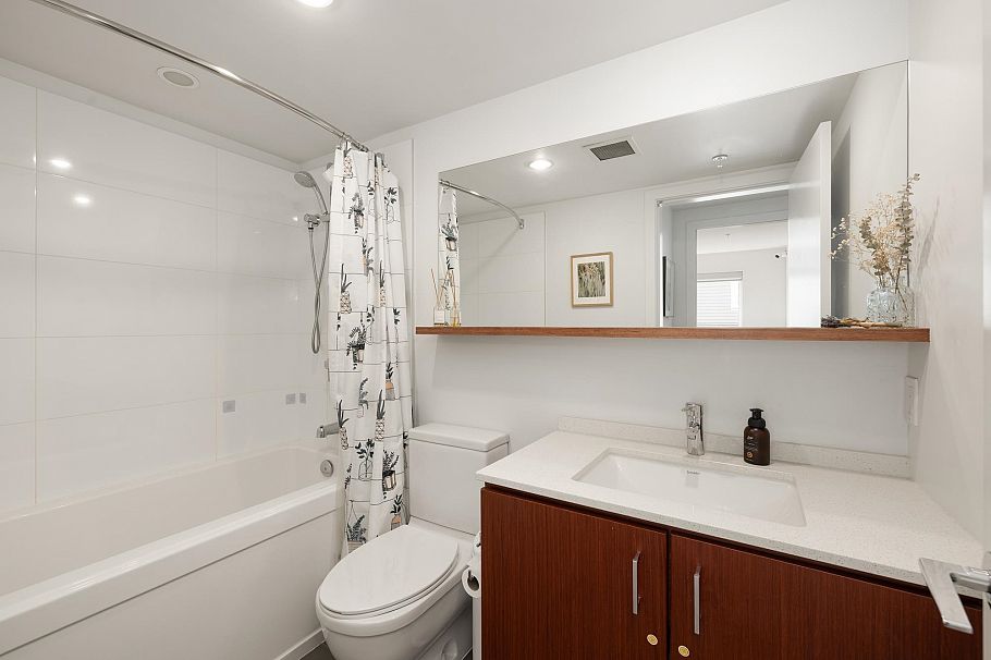 316 221 E 3rd Street North Vancouver, BC - 26