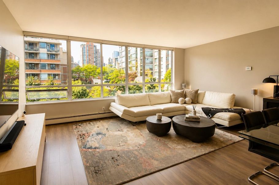 608 1228 Marinaside Crescent Street Vancouver, BC - 32