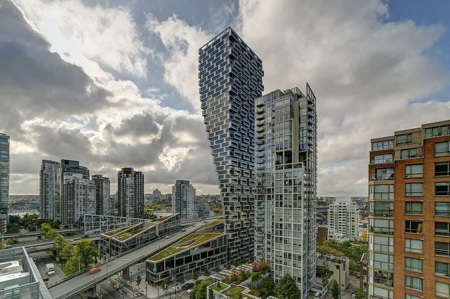 1202 889 Pacific Street Vancouver, BC - 12