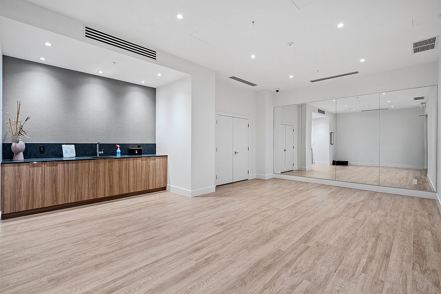 505 2385 Emery Court North Vancouver, BC - 37