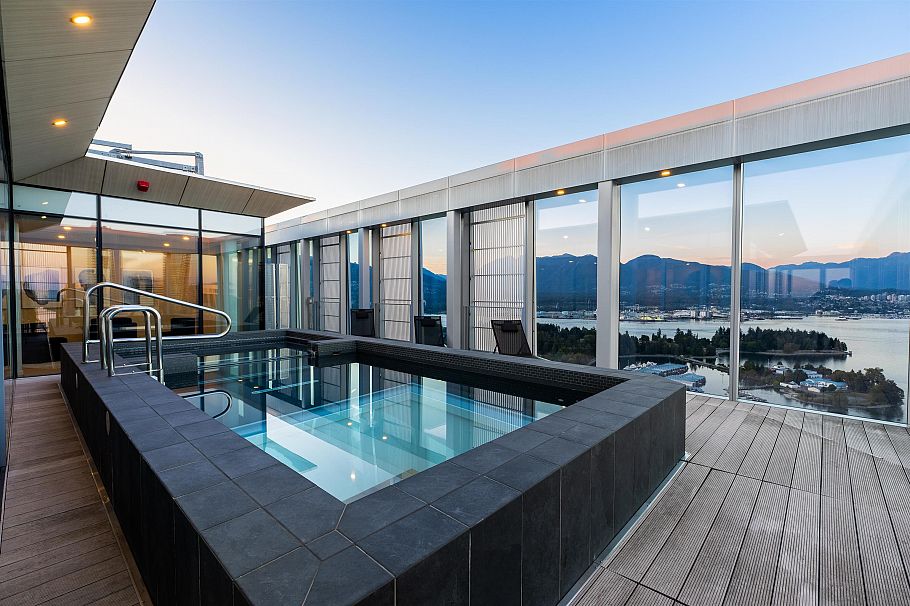 PH2 1568 Alberni Street Vancouver, BC - 3