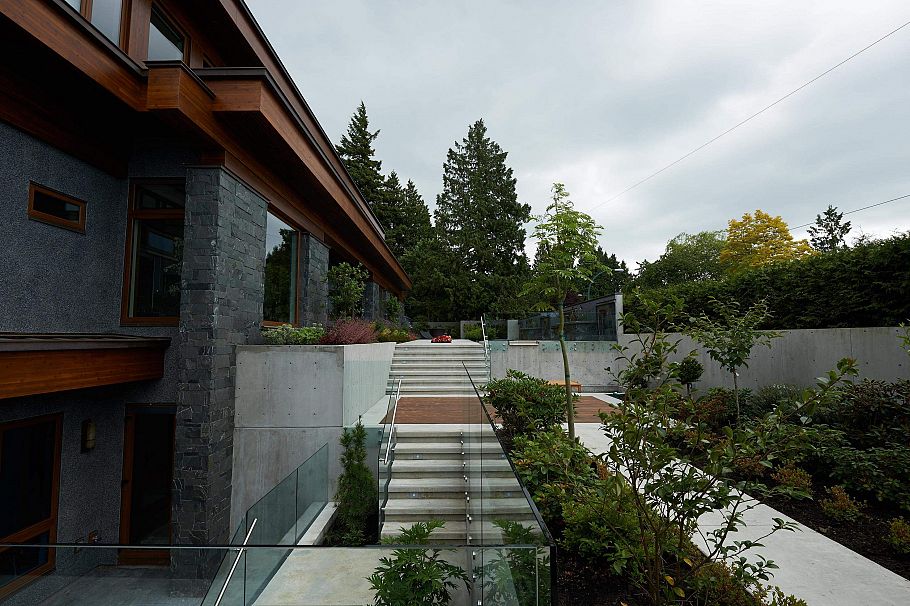 6889 S Balsam Street Vancouver, BC - 20