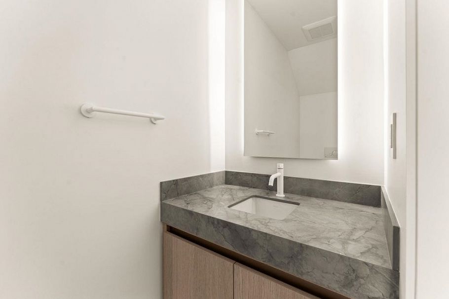 4522 Heather Street Vancouver, BC - 13