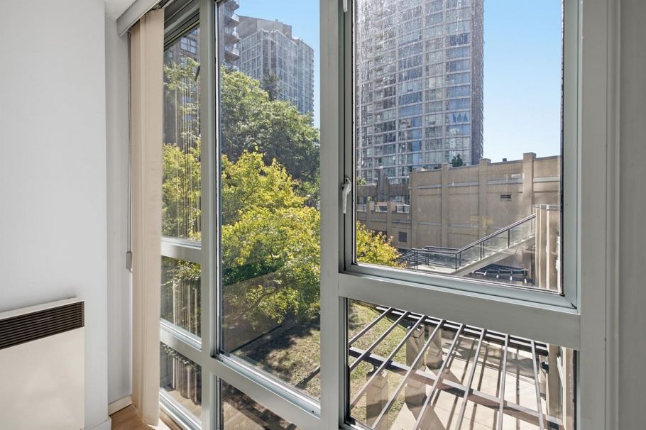 203 950 Cambie Street Vancouver, BC - 18