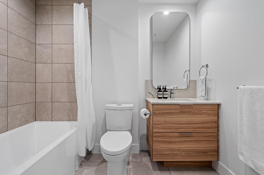 505 2385 Emery Court North Vancouver, BC - 23