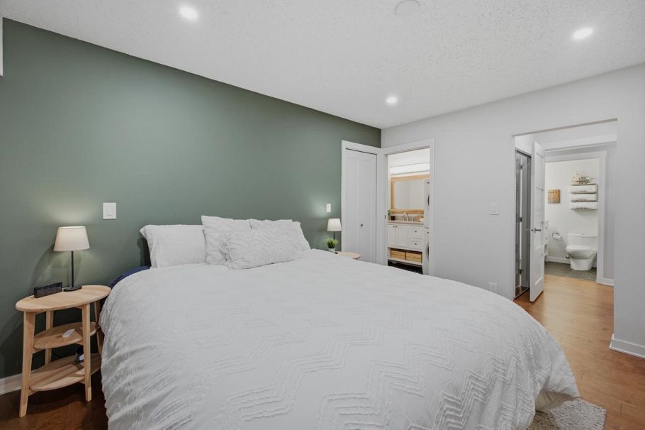 304 325 W 3rd Street North Vancouver, BC - 17