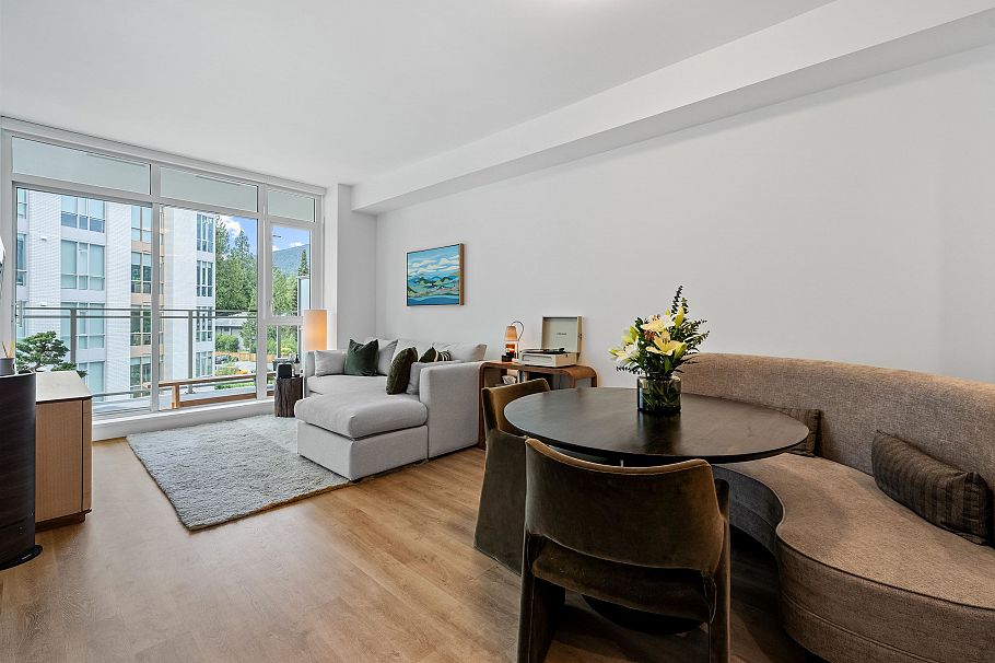 505 2385 Emery Court North Vancouver, BC - 1