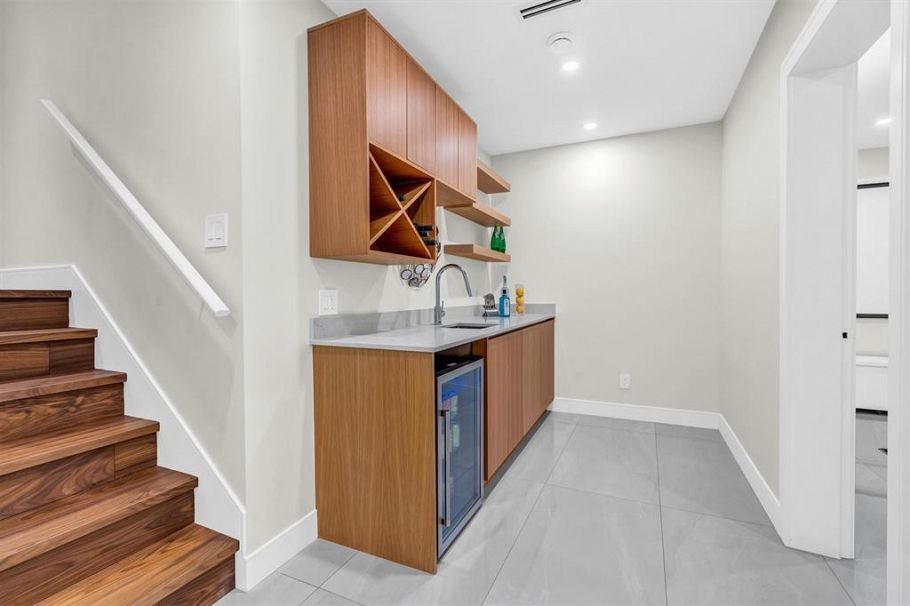 4470 CAPILANO ROAD, North Vancouver BC V7R 4J9 North Vancouver, BC - 28