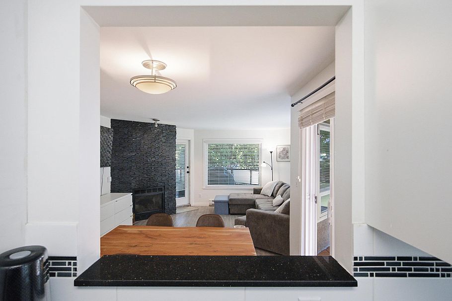 101 175 W 4th Street North Vancouver, BC - 12