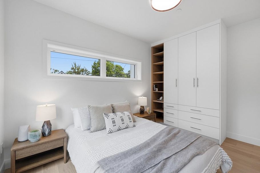 1 2511 Kitchener Street Vancouver, BC - 19