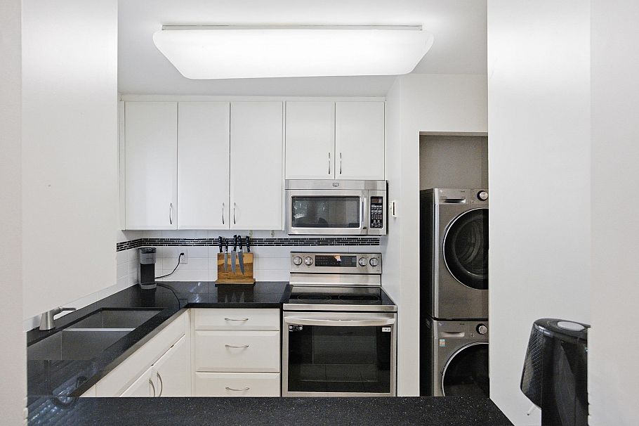 101 175 W 4th Street North Vancouver, BC - 10