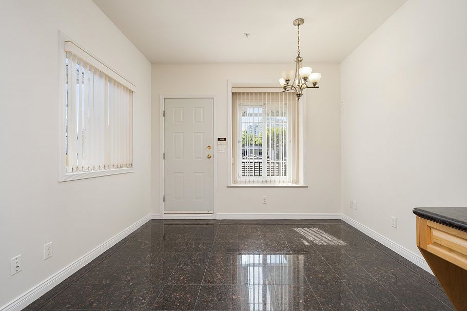 2170 E 28th Avenue Vancouver, BC - 9