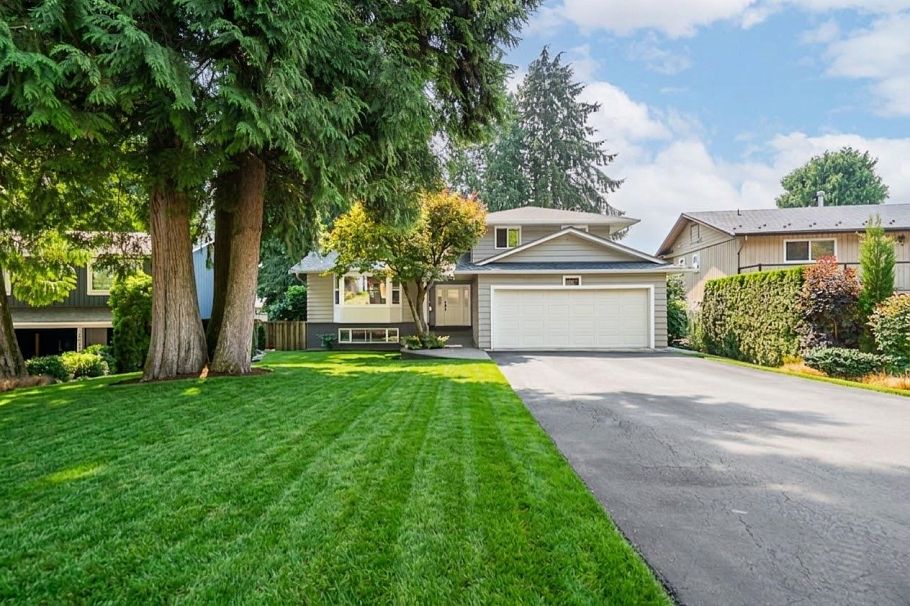 2685 Byron Road North Vancouver, BC - 1