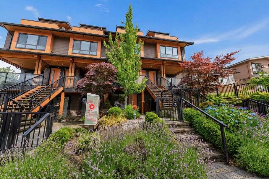 4410 Nanaimo Street Vancouver, BC - 1