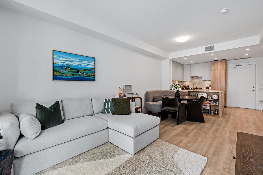 505 2385 Emery Court North Vancouver, BC - 12