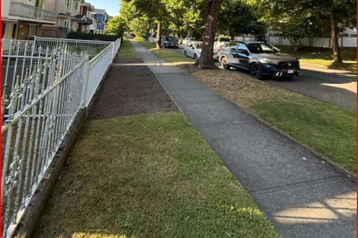 5441 Dundee Street Vancouver, BC - 5