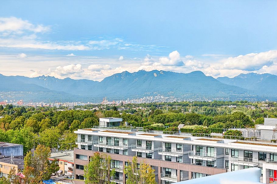 1105 4638 Gladstone Street Vancouver, BC - 32
