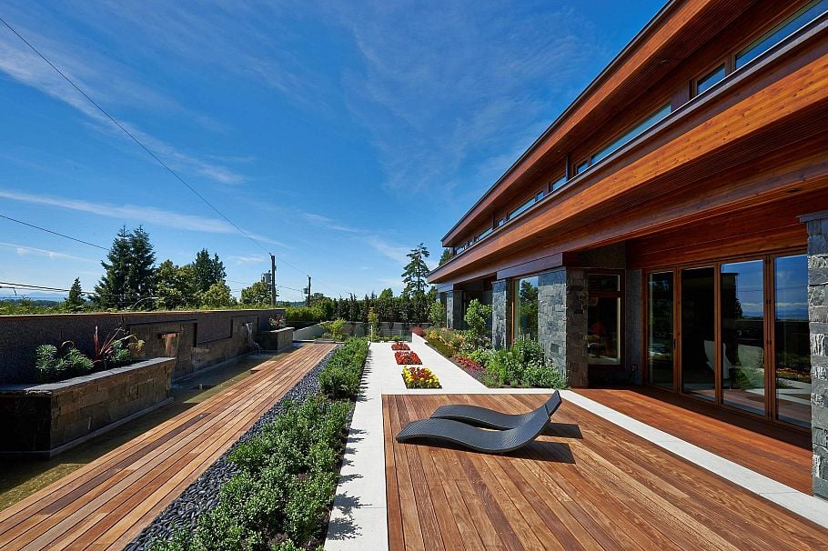 6889 S Balsam Street Vancouver, BC - 1