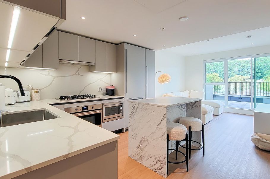 401 2235 E Broadway Vancouver, BC - 13