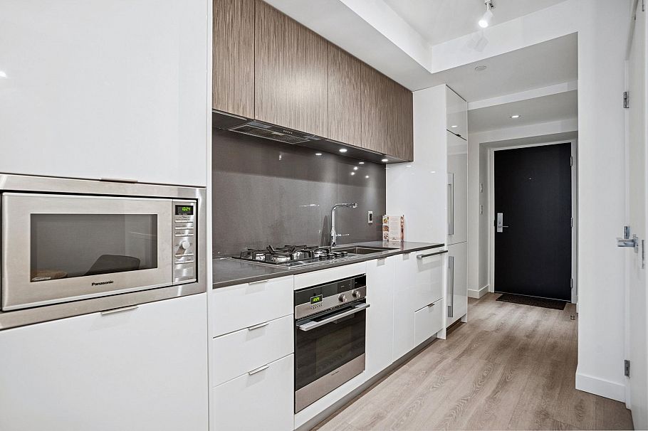 507 209 E 7th Avenue Vancouver, BC - 2