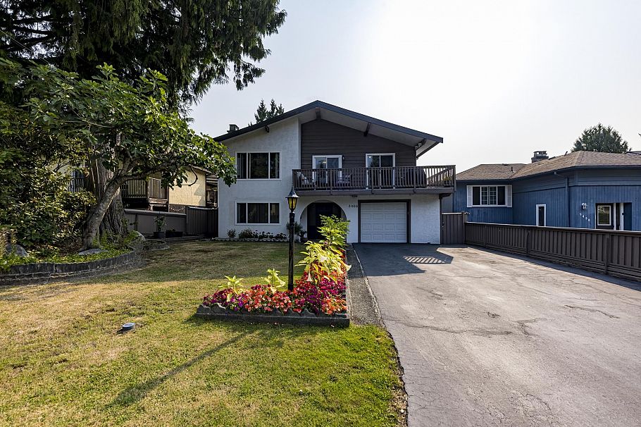 3466 Upton Road North Vancouver, BC - 34