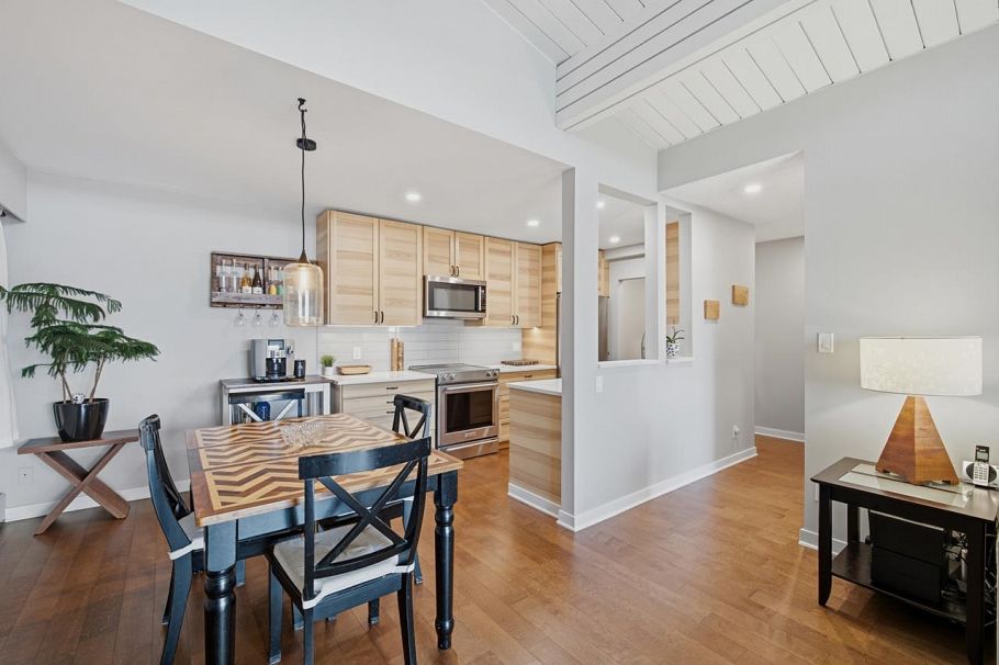 304 325 W 3rd Street North Vancouver, BC - 8