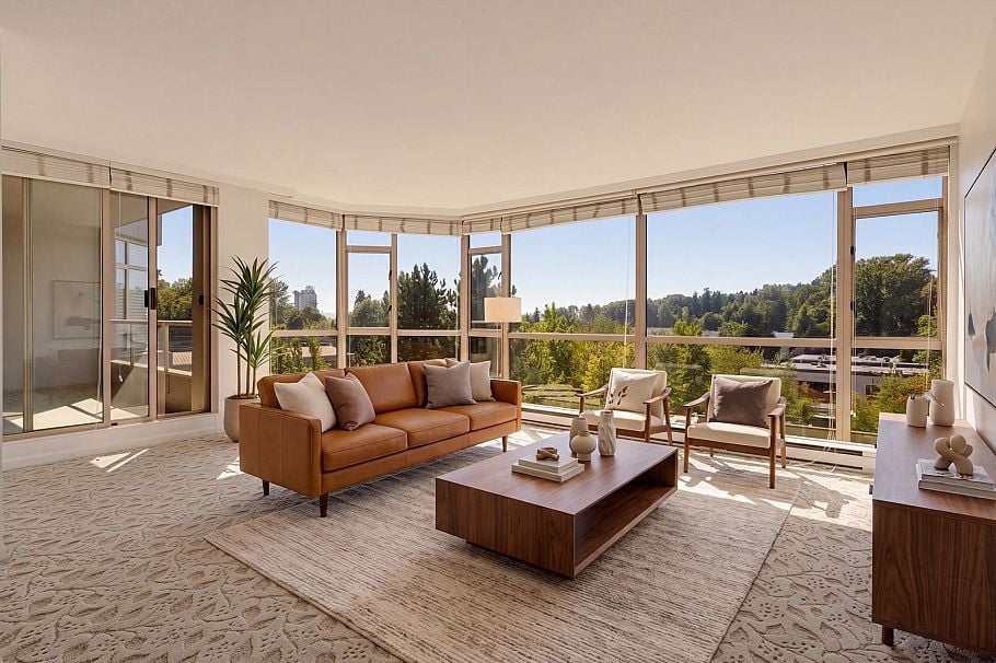 603 1327 E Keith Road North Vancouver, BC - 1