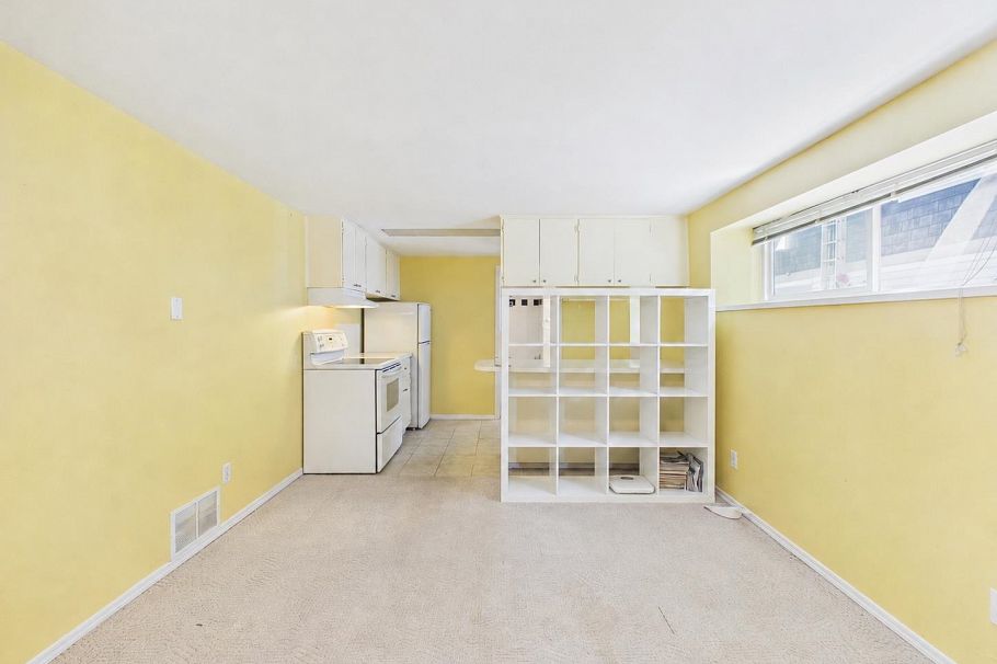 3035 W 5th Avenue Vancouver, BC - 22