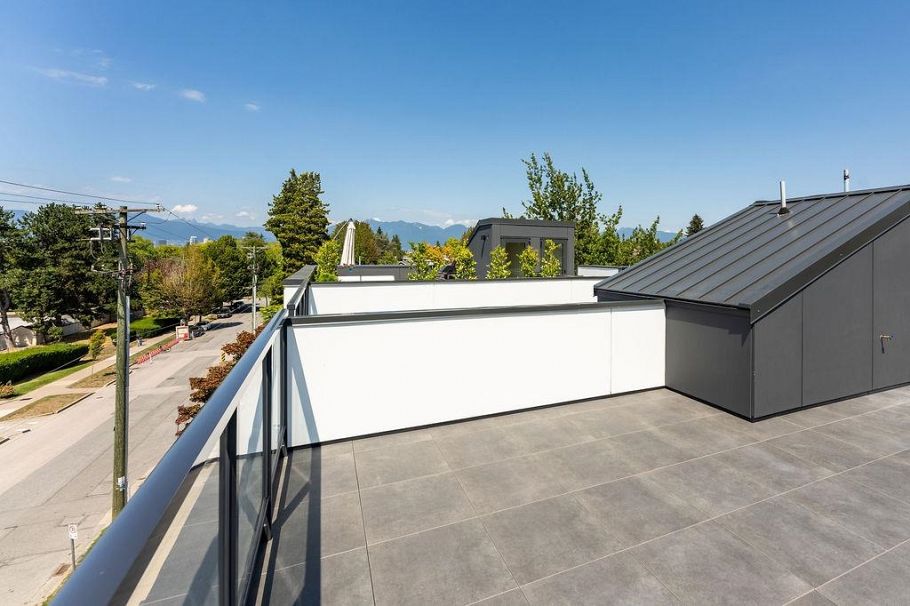 4522 Heather Street Vancouver, BC - 31