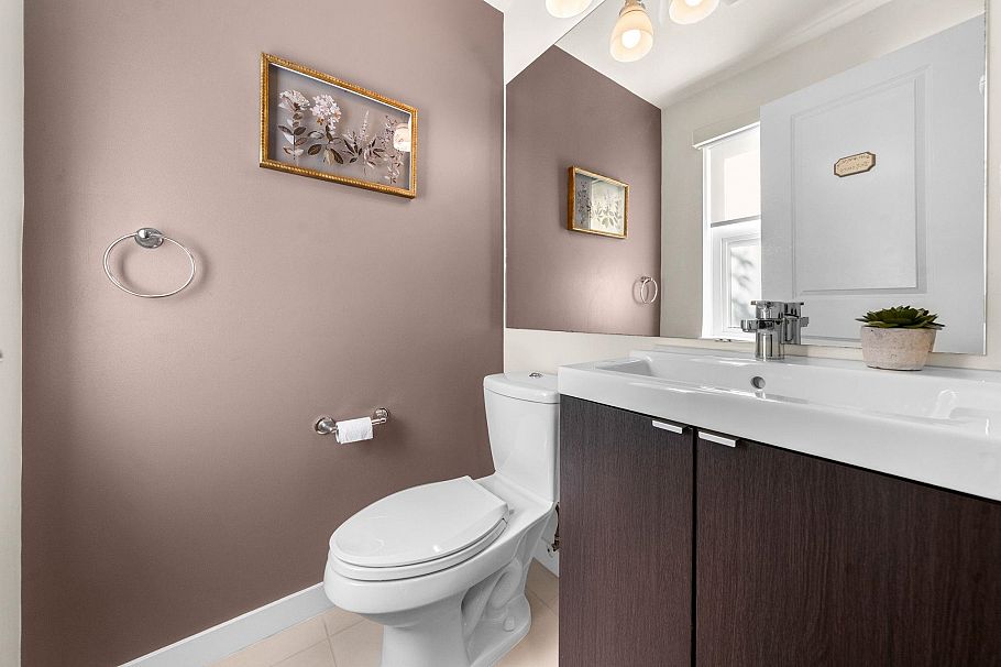 766 Orwell Street North Vancouver, BC - 33