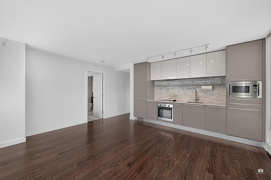 1706 8031 Nunavut Lane Vancouver, BC - 14