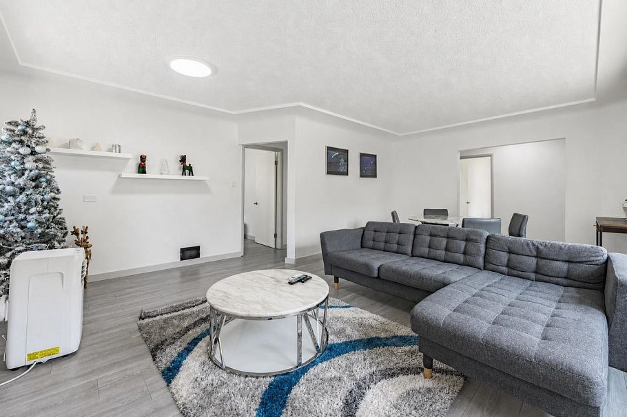 3008 Garden Drive Vancouver, BC - 4