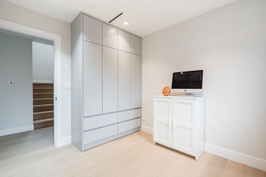 2 3674 Oxford Street Vancouver, BC - 7