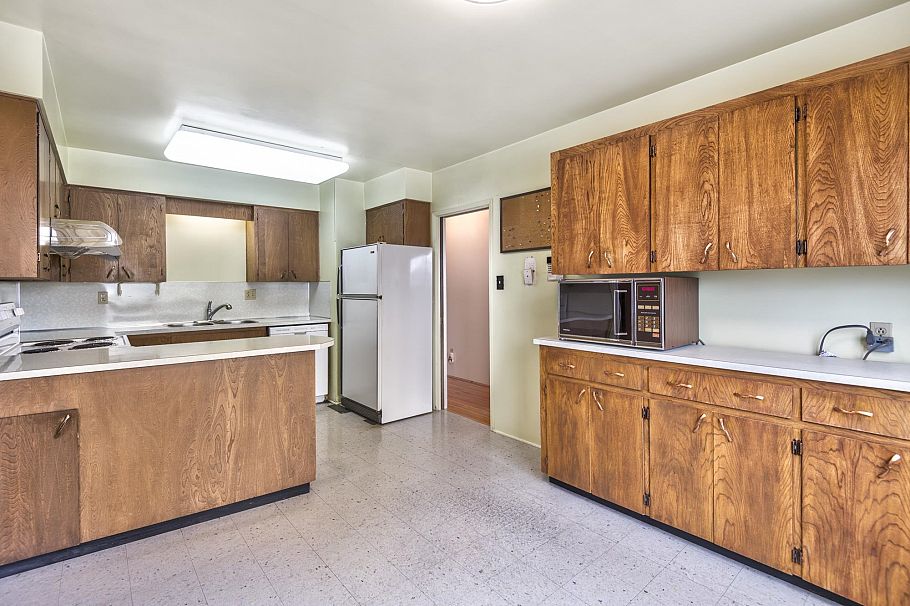 3053 E 16th Avenue Vancouver, BC - 7