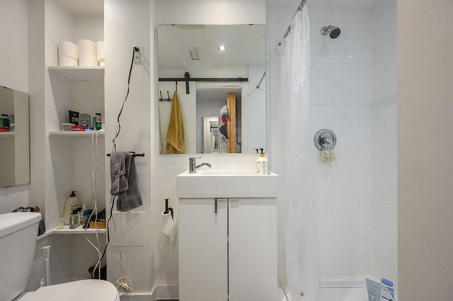 3342 Fromme Road North Vancouver, BC - 28