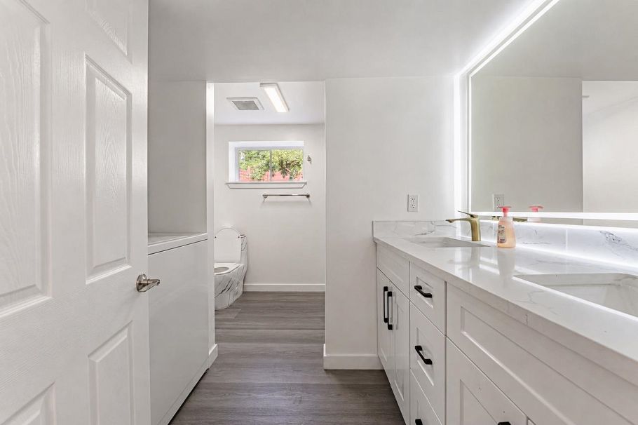 3008 Garden Drive Vancouver, BC - 31