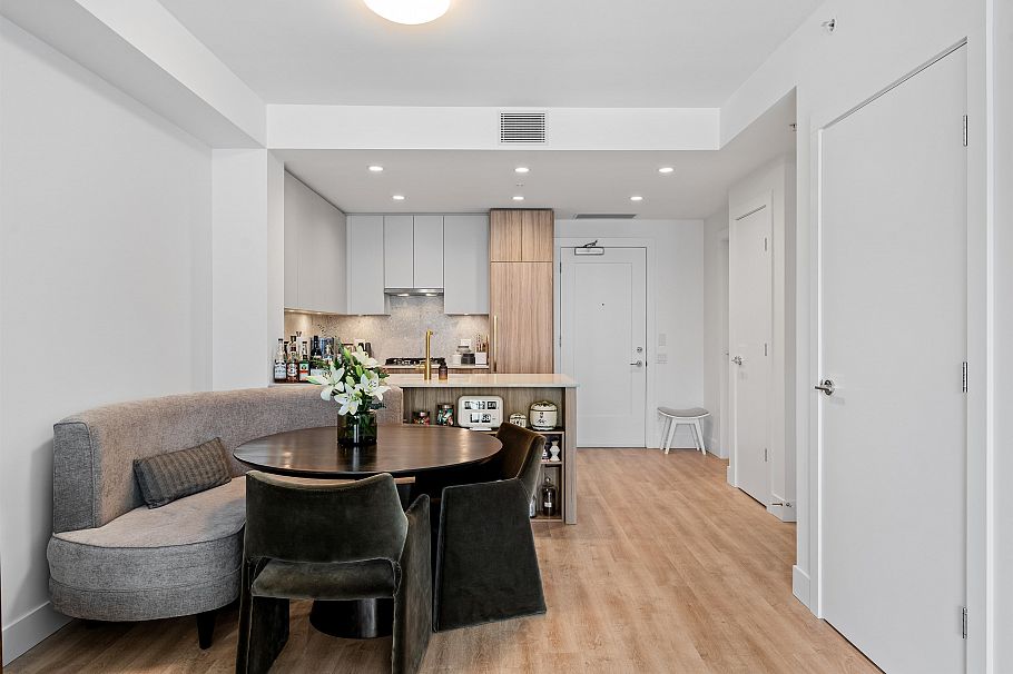 505 2385 Emery Court North Vancouver, BC - 8