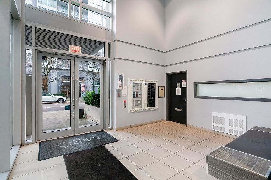 1104 1001 Richards Street Vancouver, BC - 33