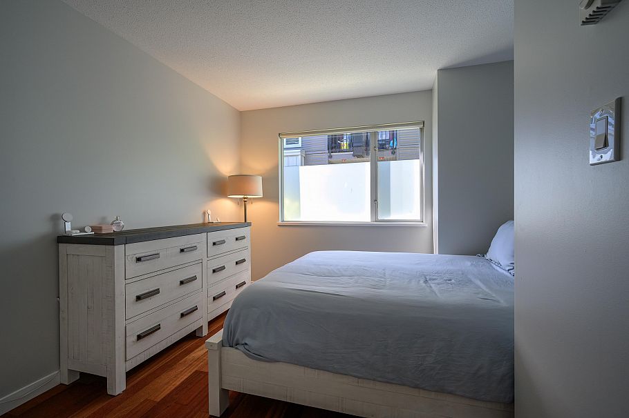 220 676 W 6th Avenue Vancouver, BC - 17