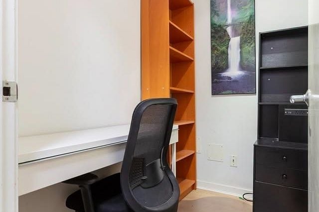 401 1225 Richards Street Vancouver, BC - 5