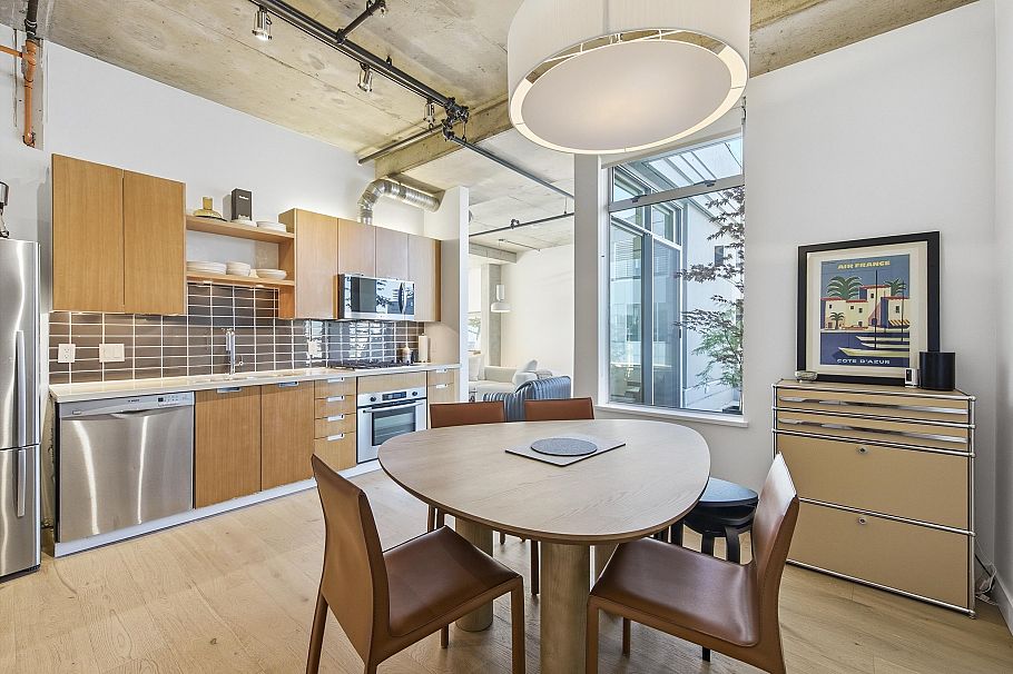 604 495 W 6th Avenue Vancouver, BC - 4