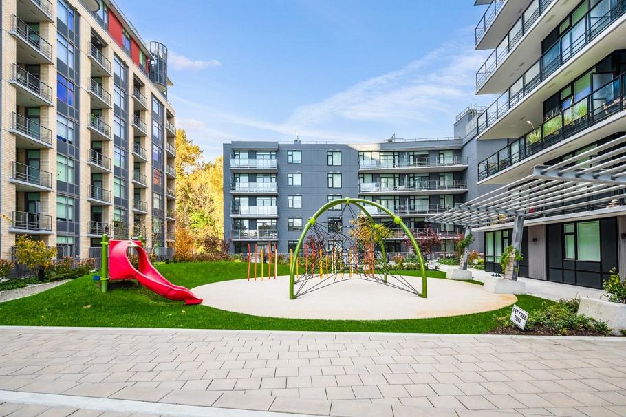 1605 8538 River District Crossing Vancouver, BC - 33