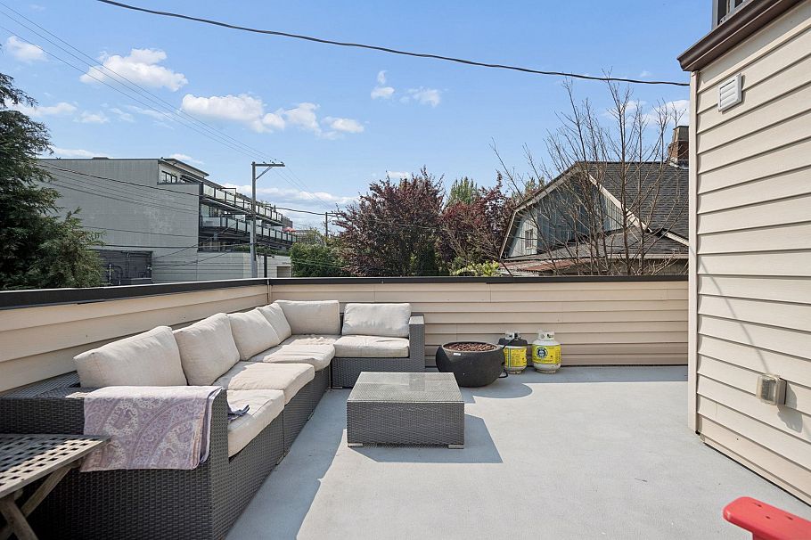 2890 W 8th Avenue Vancouver, BC - 35